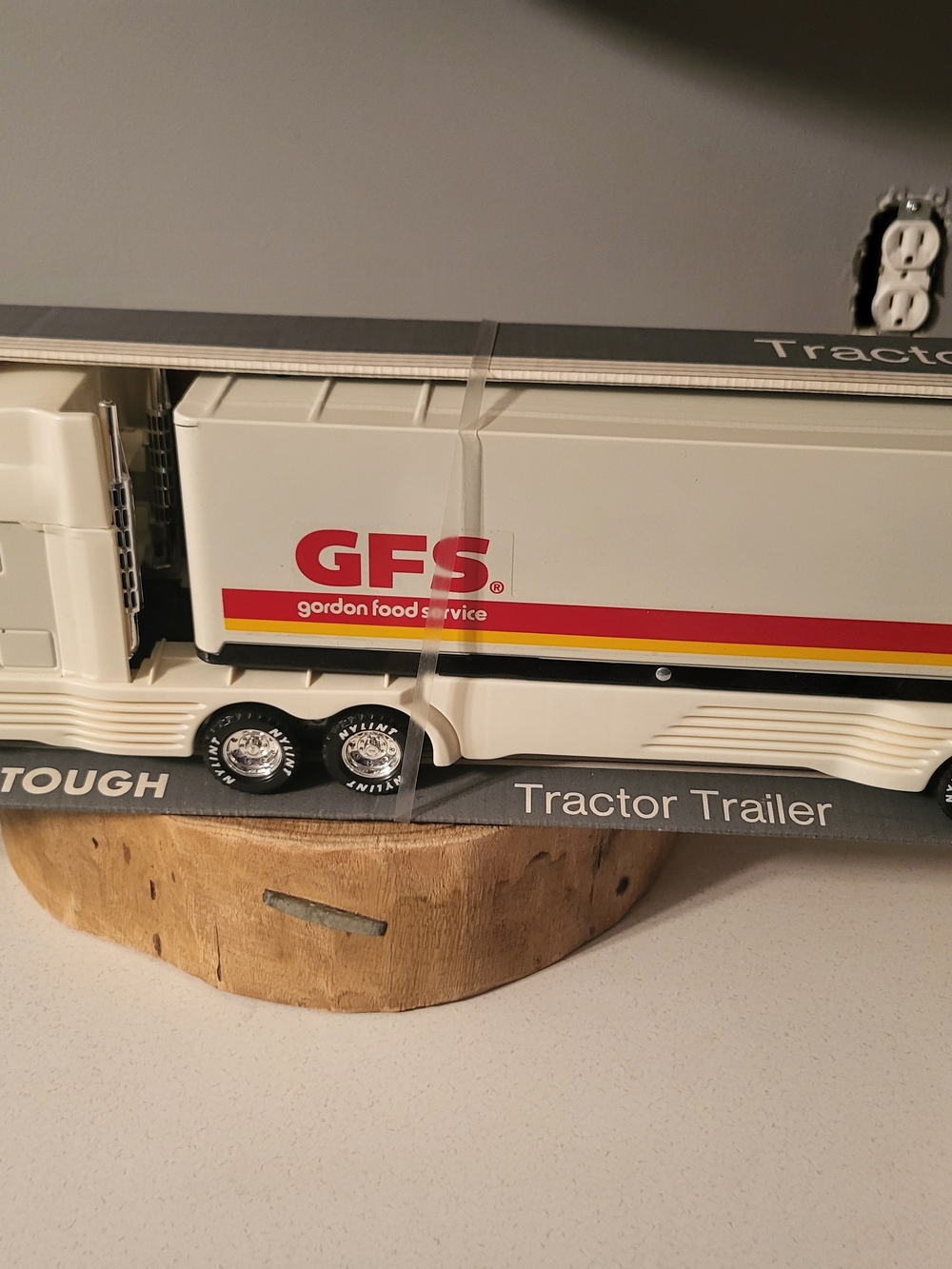 Vintage NYLINT GFS Tractor Trailer Made of Steel New in Box USA
